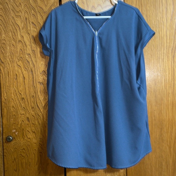 SHEIN Tops - Women Plus size Shein 4X blouse